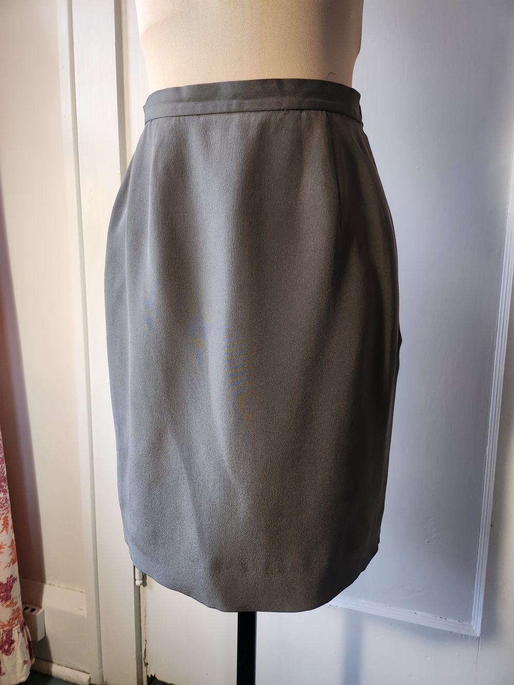Vtg 90s Silk Jones New York Sage Green Pencil Skirt 4P 4 Petite